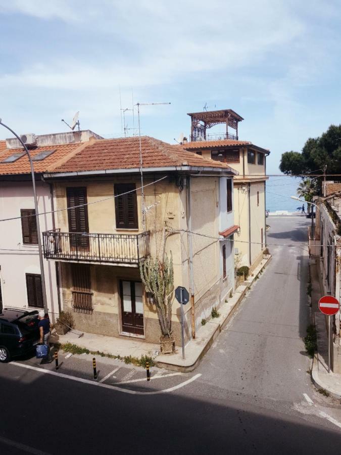 La Dea Del Mare Apartamento Scilla Exterior foto